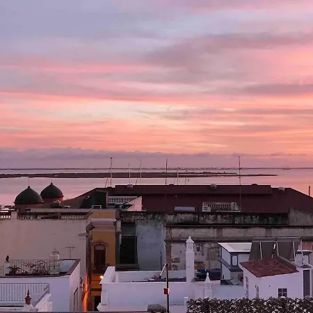 Antique Fisherman's House With Spectacular Roof Terrace * Olhão
